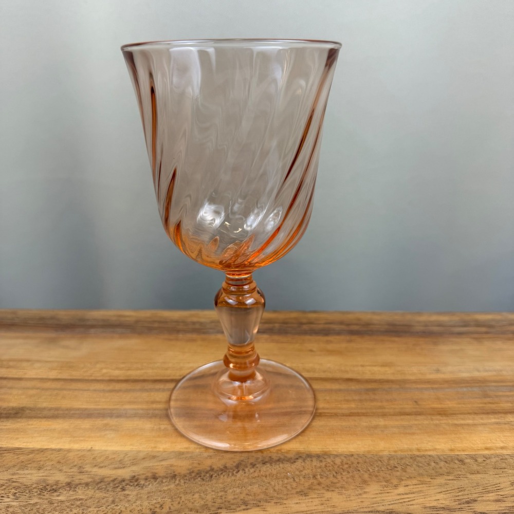 Cristal d'Arques Durand France Pink Swirl Glass Goblet Stemmed Wine Water 7.25"